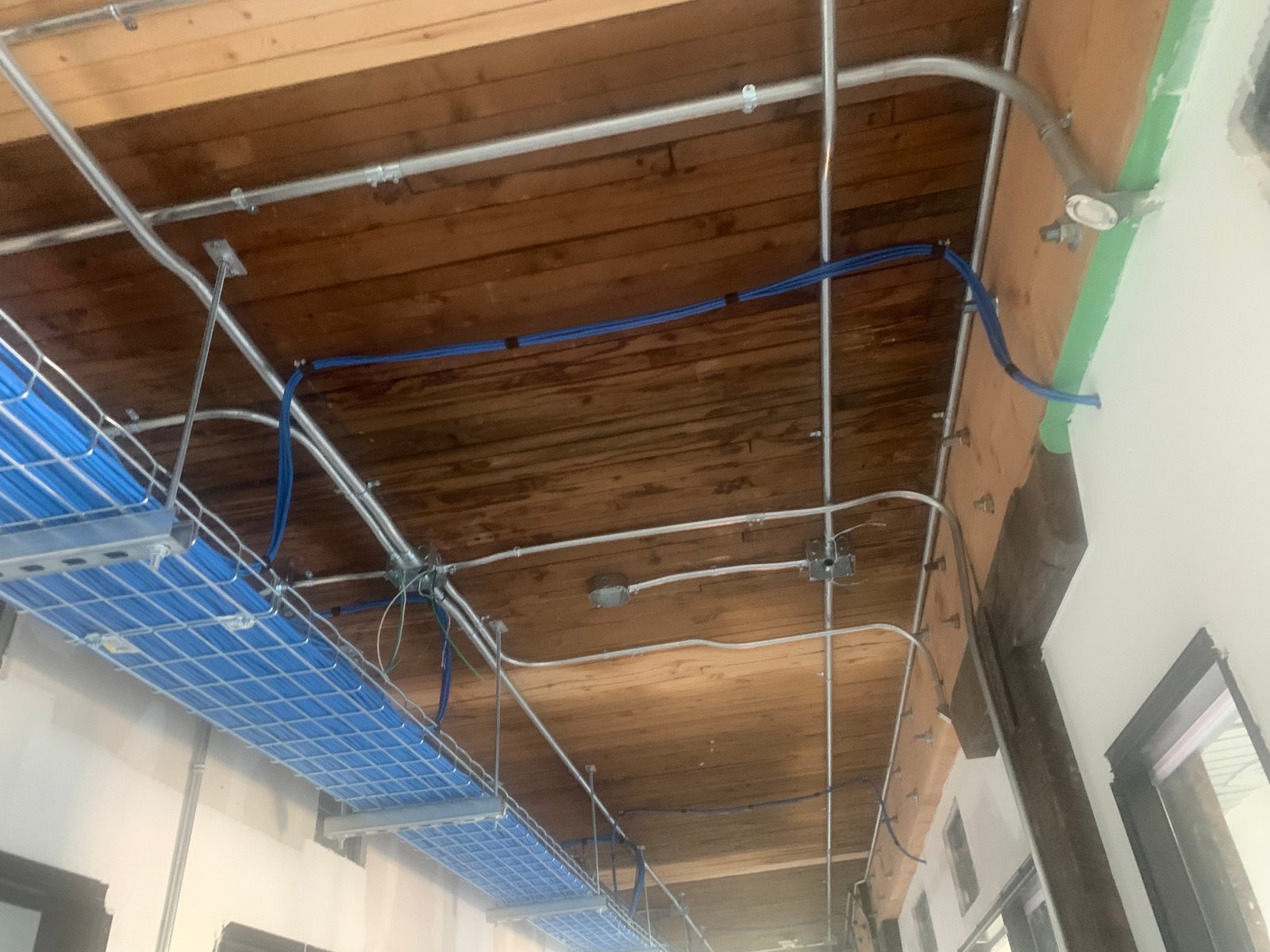 Tray & Conduit installation